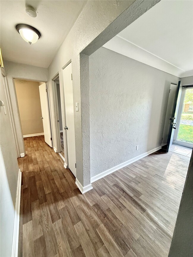 Photo - 120 Dean Ave