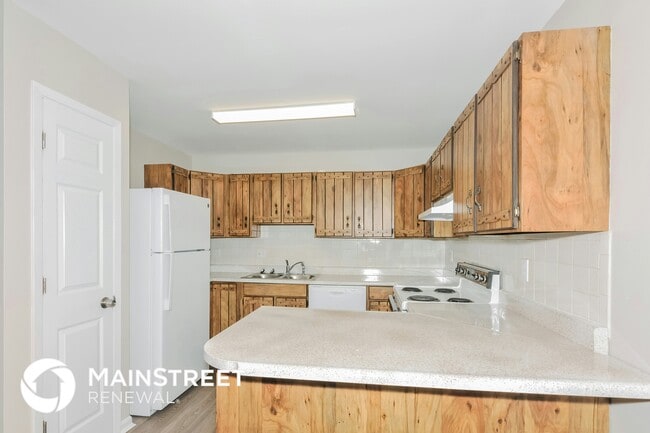 Photo - 632 Westwoods Rd