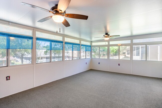 Photo - 3632 Fox Run