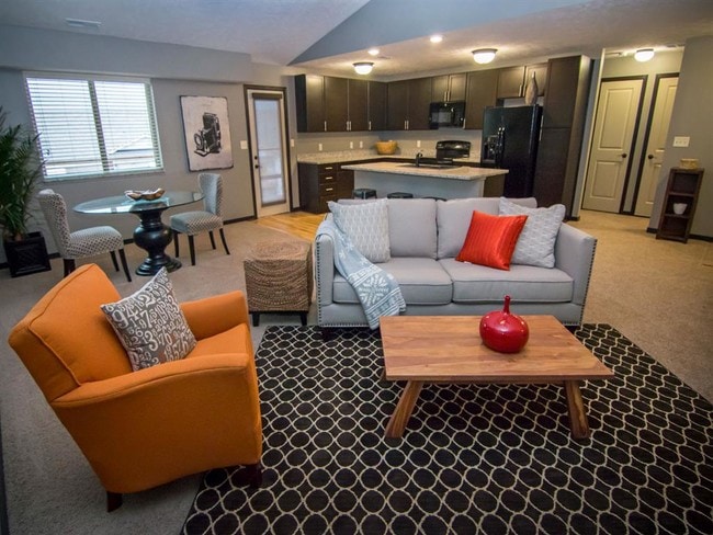 Photo - The Flats at 84