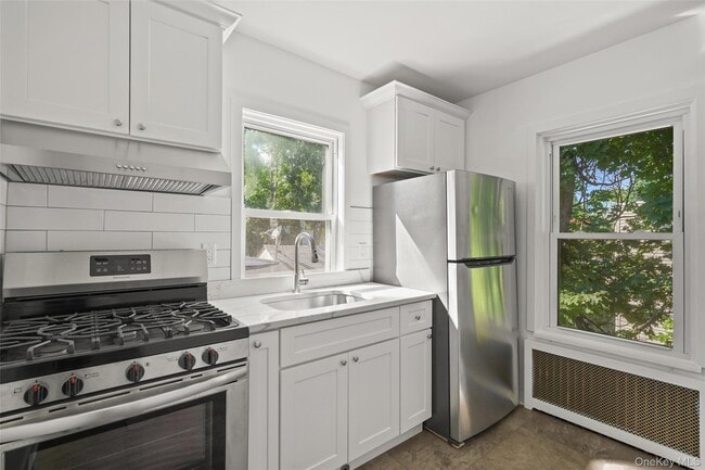 Photo - 352 Willett Ave Unit 2