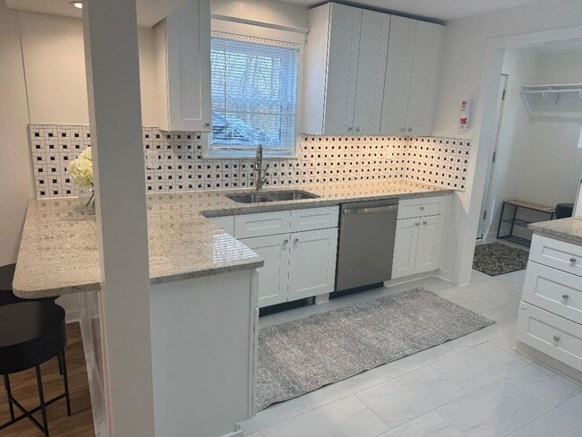 Photo - 924 N 5th St