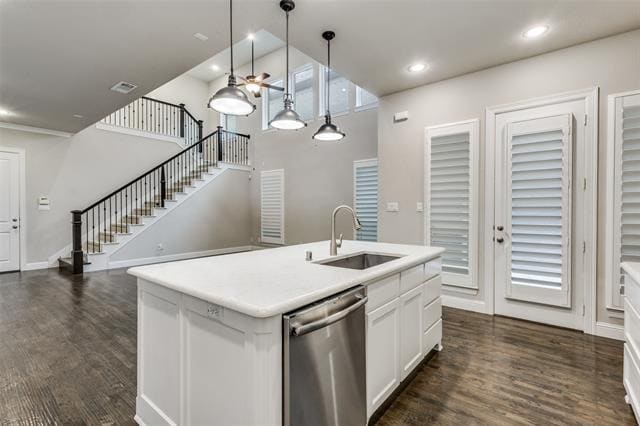 Photo - 7304 Van Tuyl Pkwy