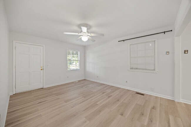 Photo - Updated Ranch in North Raleigh, New Floors and Paint, Rear Deck, Pet Friendly!