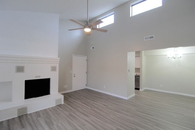Photo - 1026-12 Blue Ridge Dr