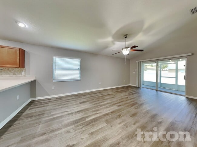 Photo - 921 Kingfisher Dr