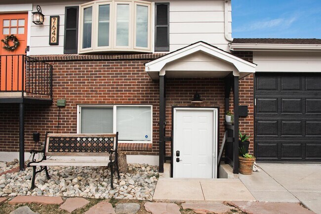 Photo - 7640 S Kit Carson Dr