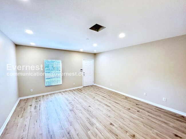 Photo - 16351 Swan View Cir