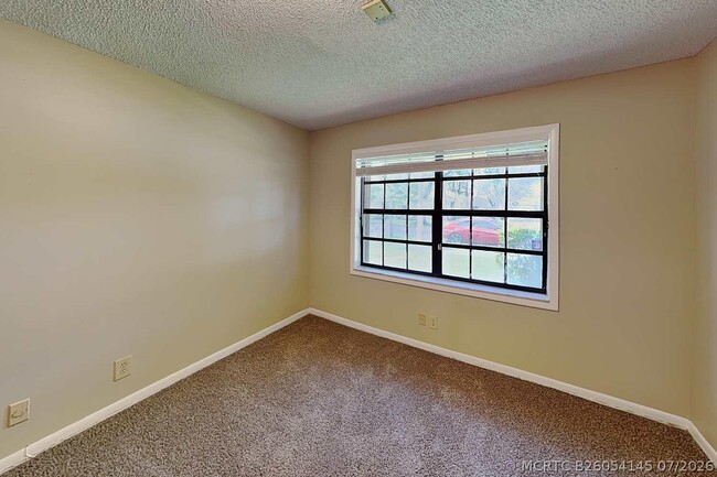 Building Photo - 9575 NW 25th Ct