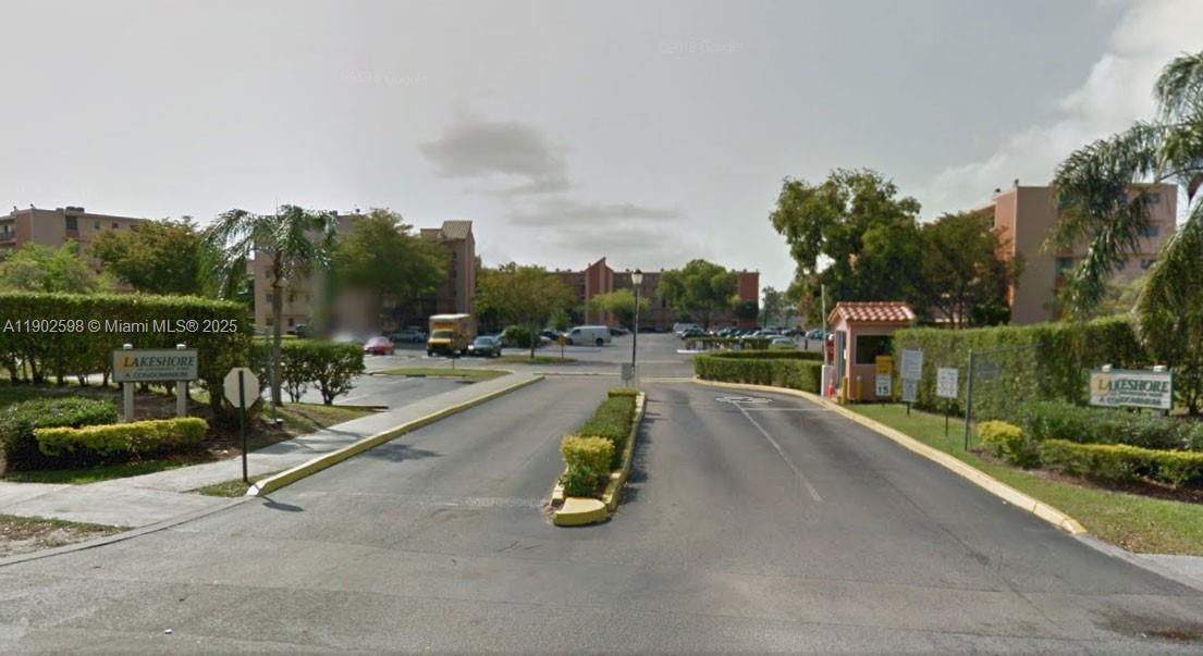 Photo - 8750 N Sherman Cir Unit 506