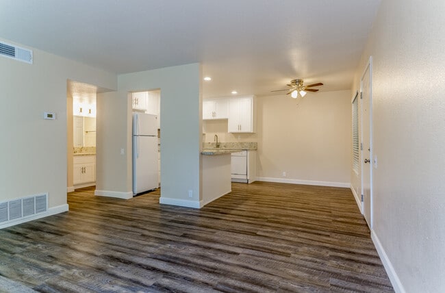 1x1 A - Marconi Gardens East