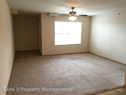 Photo - 1718-1720 RT Dunn Dr