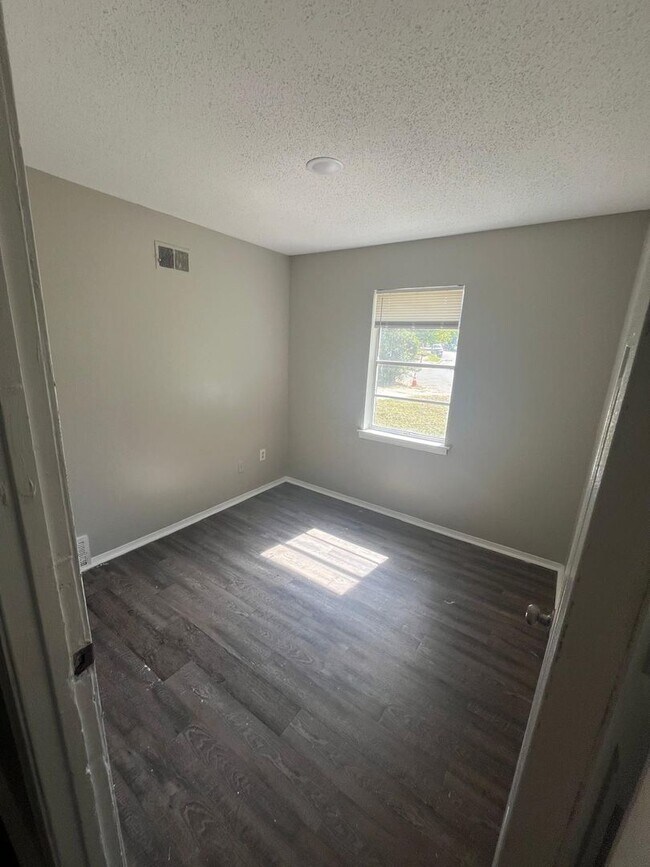 Photo - Nice quite neighborhood