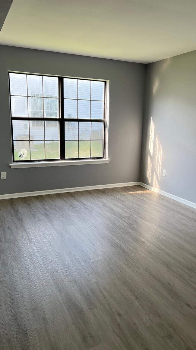 Photo - 8 Spar Dr Unidad A