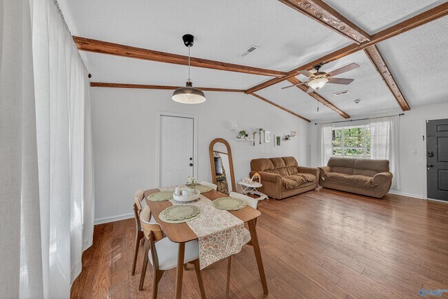 Photo - 124 W Emert Rd