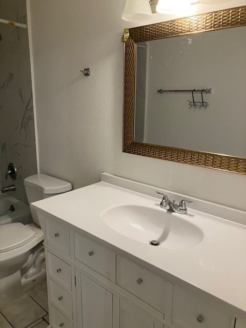 Photo - 701 SW 9th St Unit Apartment 3