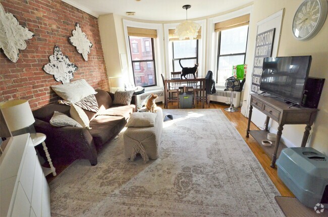Building Photo - 407 Marlborough St Rental