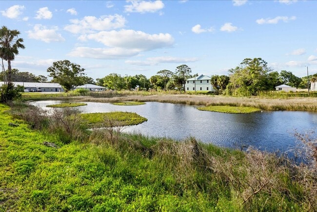 Photo - 2 Bedroom 1 Bath Duplex