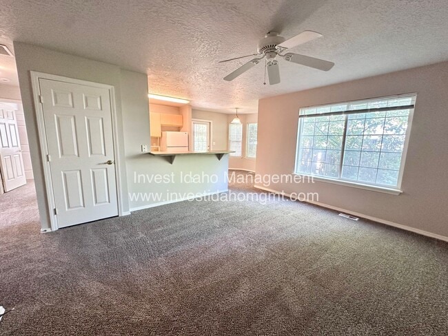 Building Photo - Corsair Lane 2 Unit 101 Rental