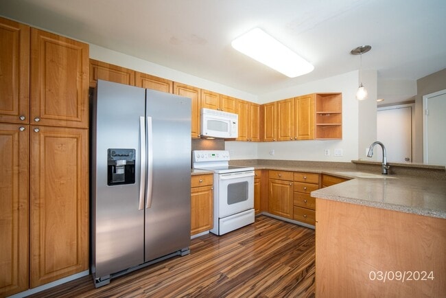 Photo - AVAILABLE 1/30/26  3-bedroom, 2 1/2-bath, 2-car garage single famly home at Las Brisas in Ewa Beach