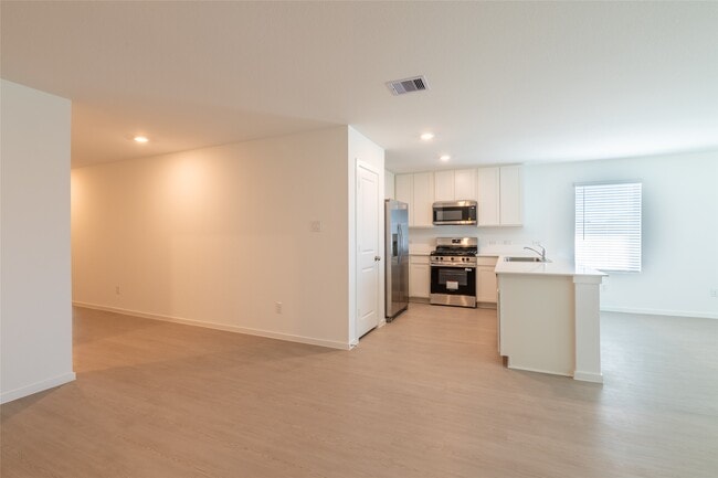 Photo - 6435 Begonia Trellis Dr