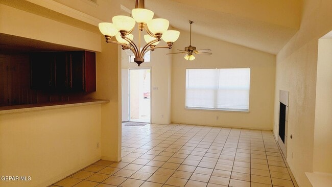 Photo - 7025 Crown Ridge Dr