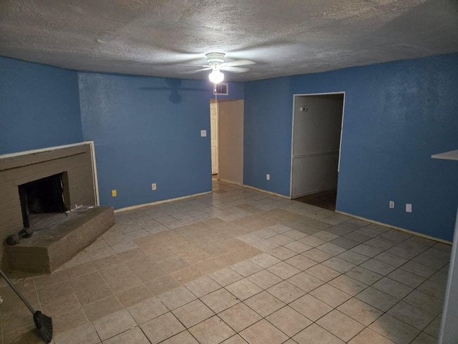 Photo - 1702 Novel Cir