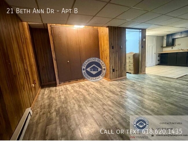 Photo - 21 Beth Ann Dr Unit Apt B