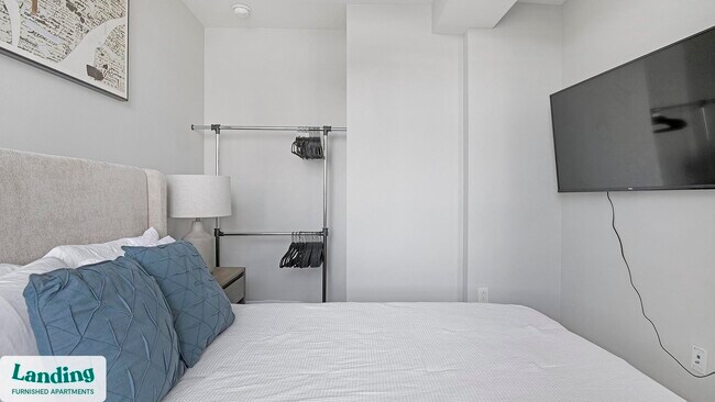 2308 4th Ave N Unit 611