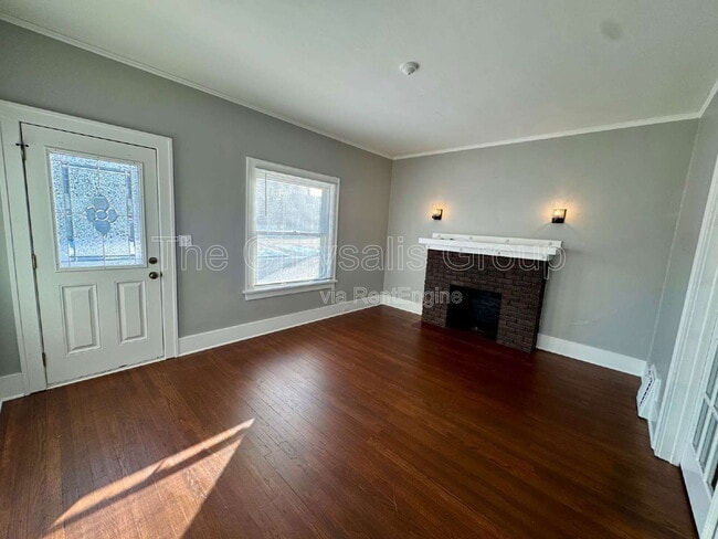 Photo - 222 W Campbell St