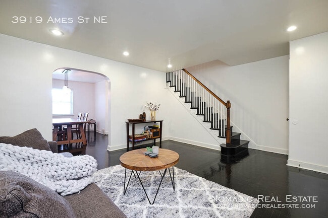 Building Photo - 3919 Ames St NE