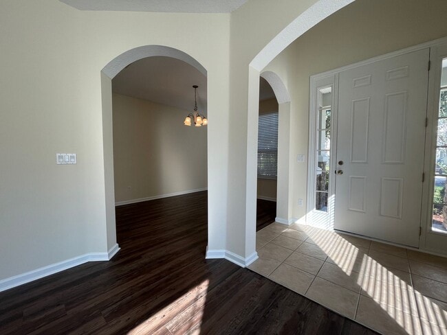 Photo - ** Coming Soon ** South Hampton 5 Bedroom