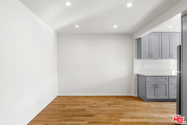 Photo - 1425 N Harper Ave Unit 3