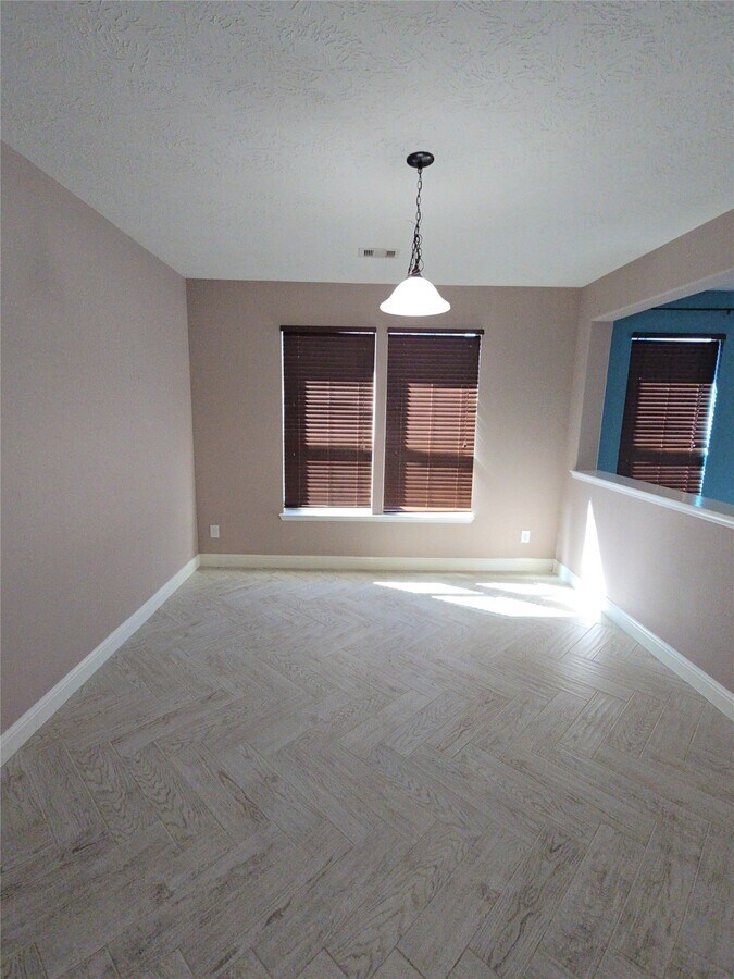 Photo - 16014 Peach Bluff Ln