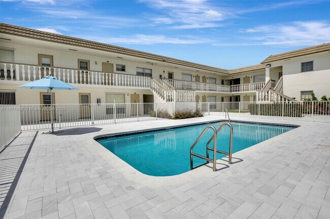 Photo - 5420 Hollywood Blvd Unidad 202