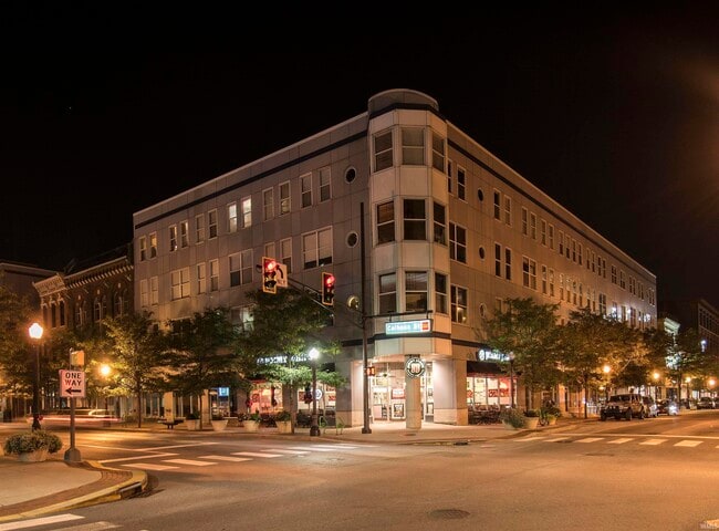 Photo - 113 W Wayne St Unit 404
