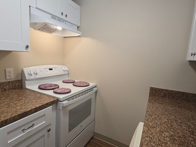 Photo - 303 Lowell St Unit 1