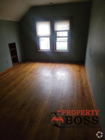 Building Photo - 307 Division St Rental