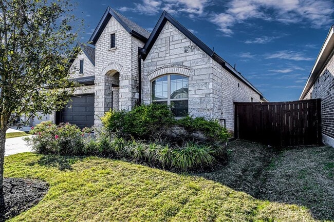 Building Photo - 4946 Hitchings Ct Rental