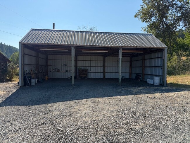Photo - 42116 Gilbert Ln