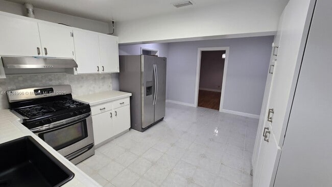 Photo - 5911 SW 6th St Unit 2