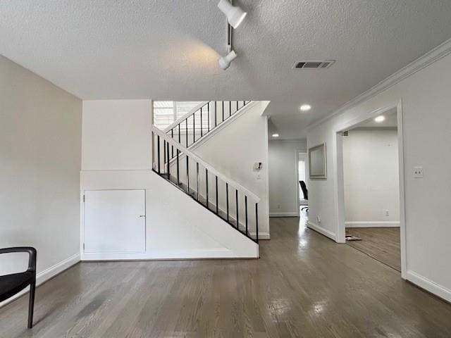 Photo - 698 Serramonte Dr