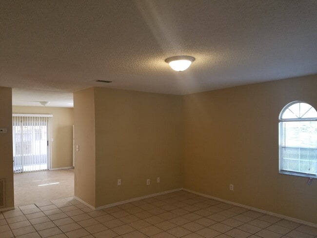 Photo - 2-Bedroom, 1-Bathroom Home in Winter Haven