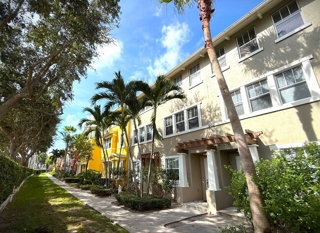 Photo - 960 Millbrae Ct