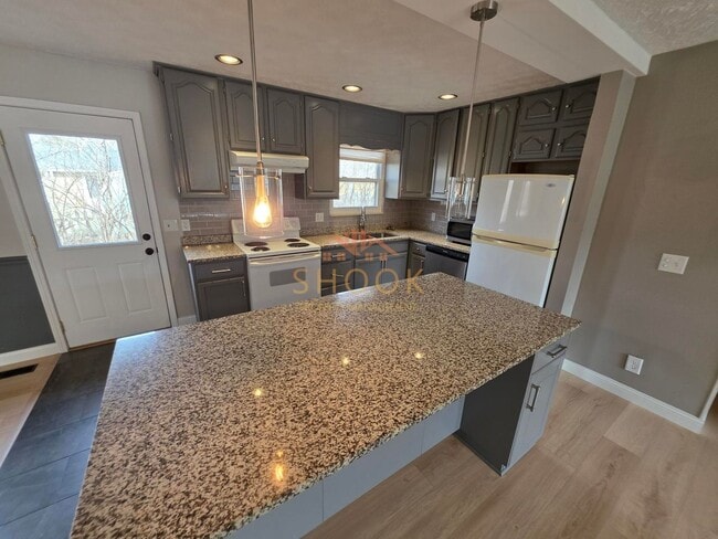 Photo - COZY 3BR/1.5BA HOME ON CUL-DE-SAC