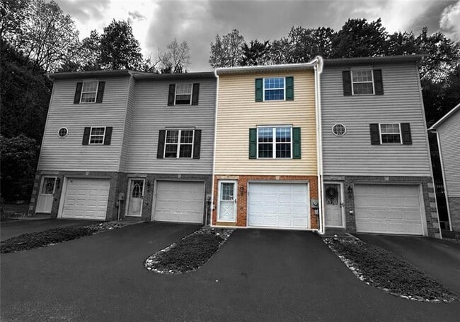Photo - 826 Mt Pleasant Rd