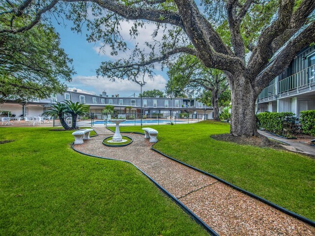 Photo - 7841 Rue St Cyr St Unit 45