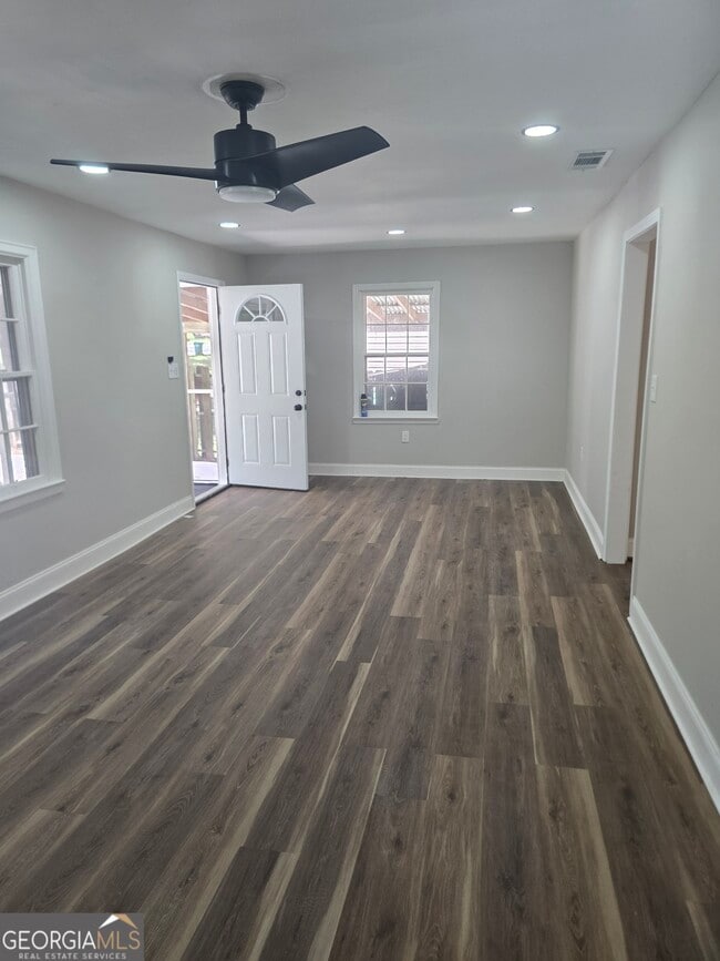 Photo - 4201 Lindsey Dr