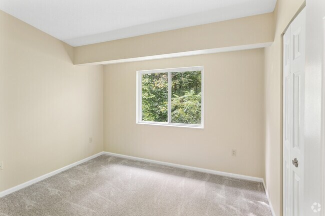 3BR, 1.5BA - 1,650SF - Bedroom
