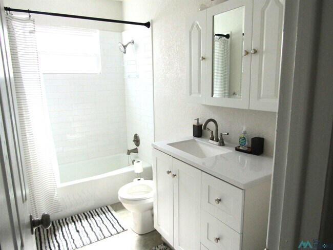 Photo - 903 S 10th St